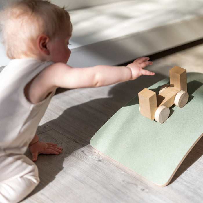 Wobbel Balance Board Pro with Hardwearing Recycled Vegan Felt Base in Forest Green from Australia